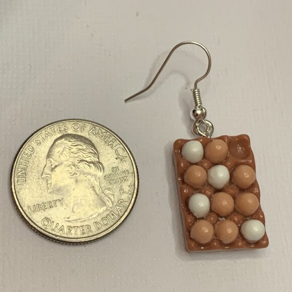 Egg Earring, Funny Food Earring, Chicken Earring, Gift Idea, Cooking Earring - Picture 4 of 7